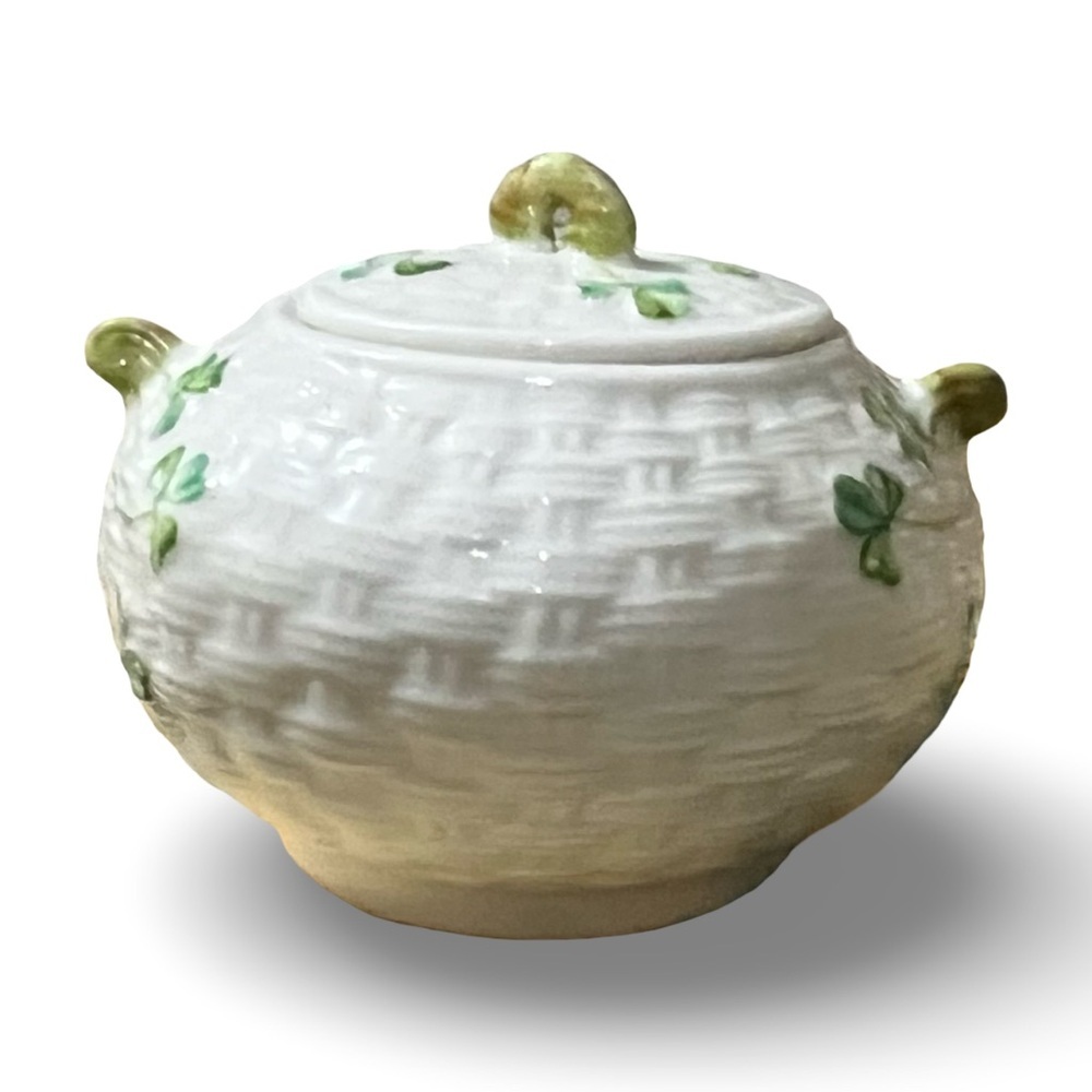 Vintage Belleek Shamrock Basketweave Tea Set - Picture 8 of 16